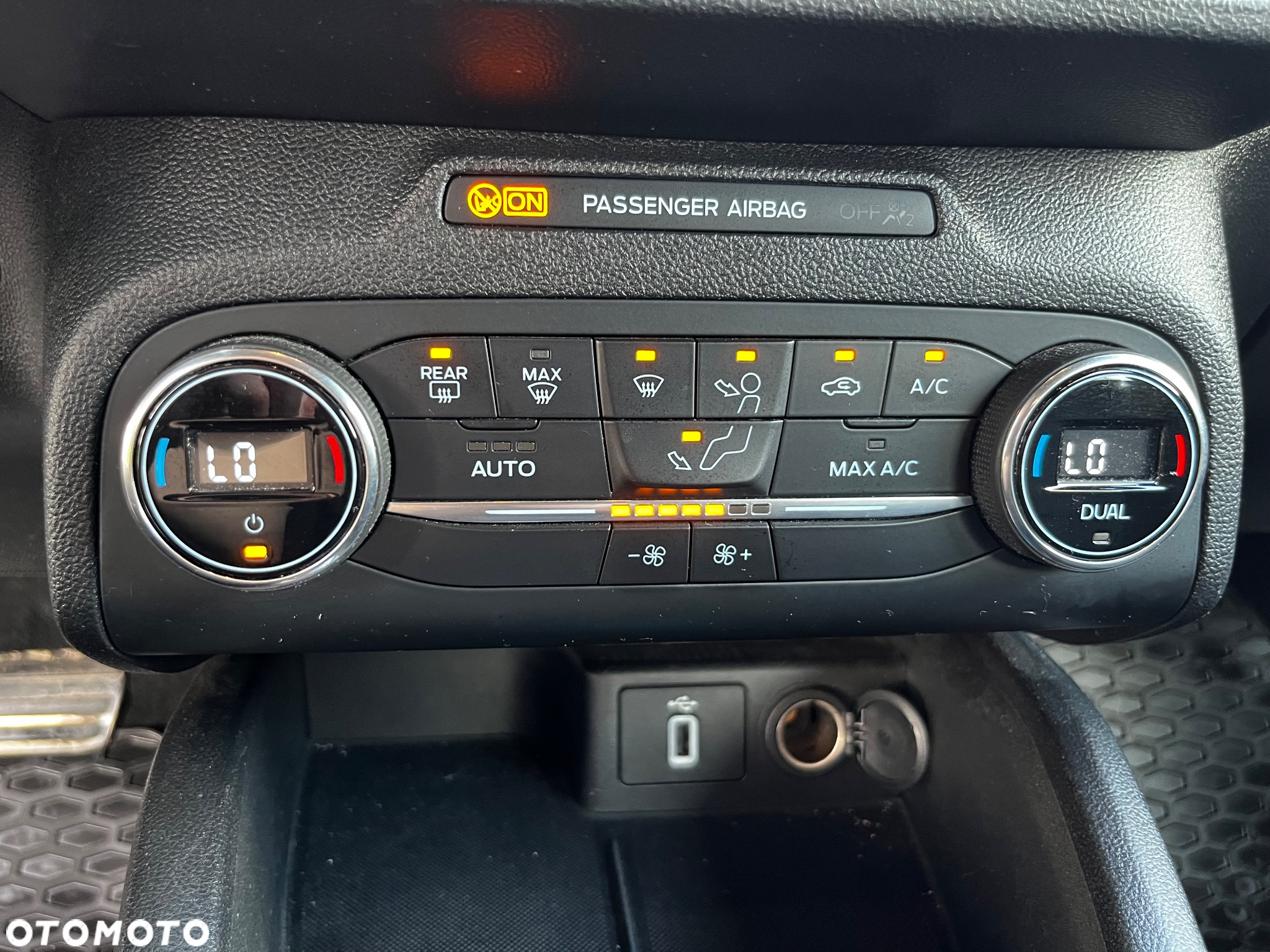 Ford Focus 1.5 EcoBlue ST-Line Business - 35