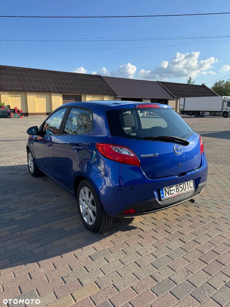 Mazda 2 - 3
