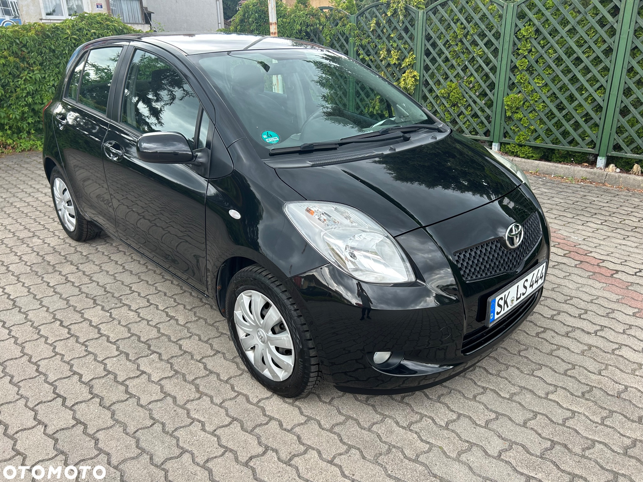 Toyota Yaris 1.3 VVT-i Multi Mode Executive - 4