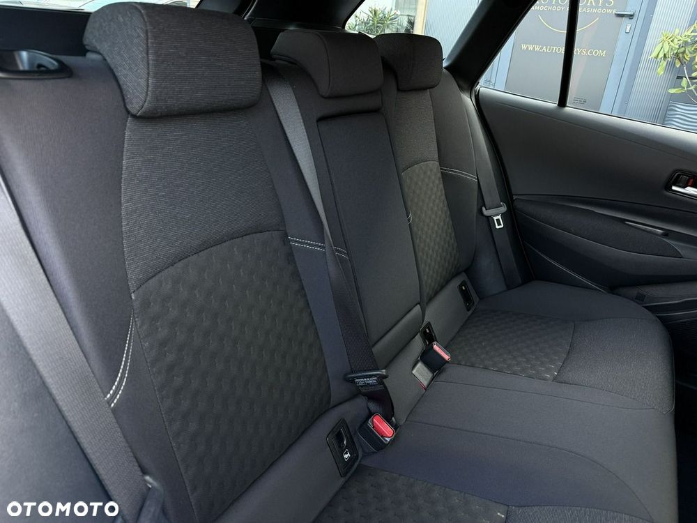 Toyota Corolla 1.8 Hybrid Comfort - 32