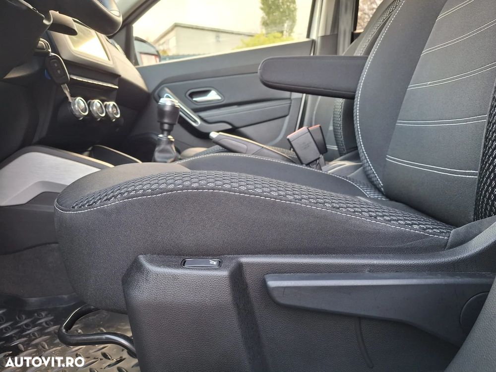 Dacia Duster 1.5 Blue dCi 4WD Prestige jante 17" - 12