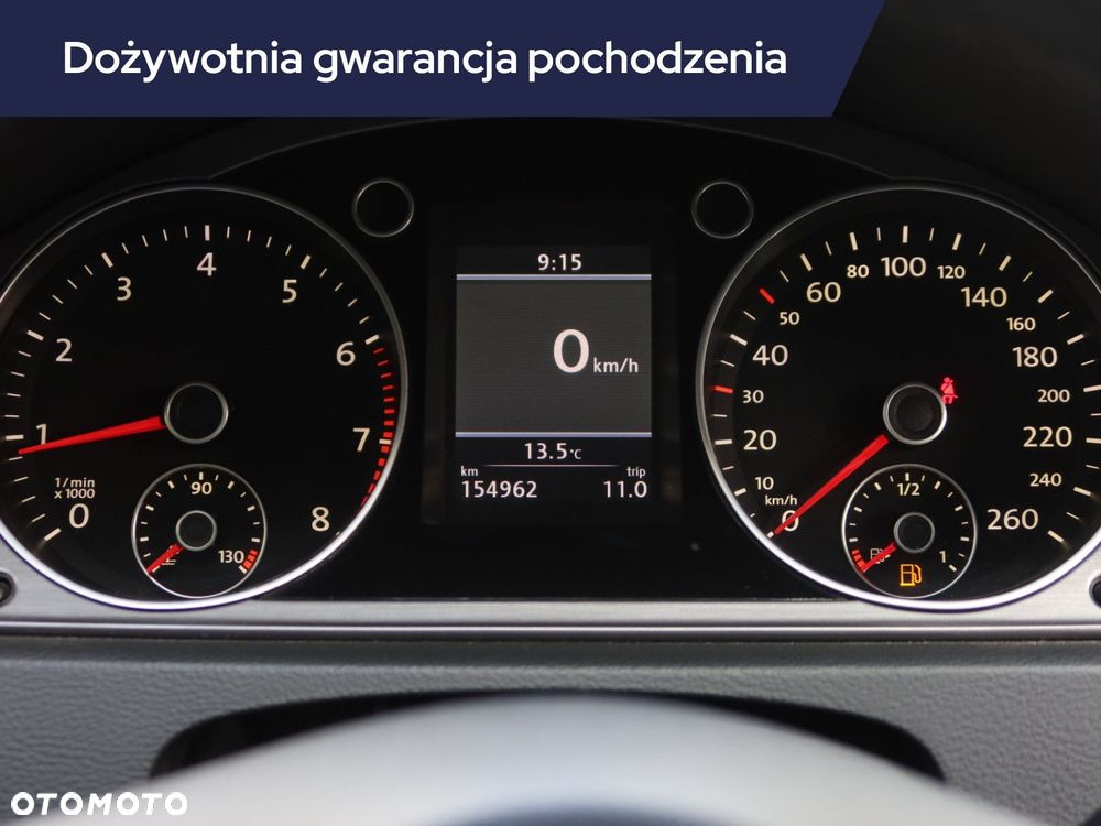 Volkswagen Passat - 13