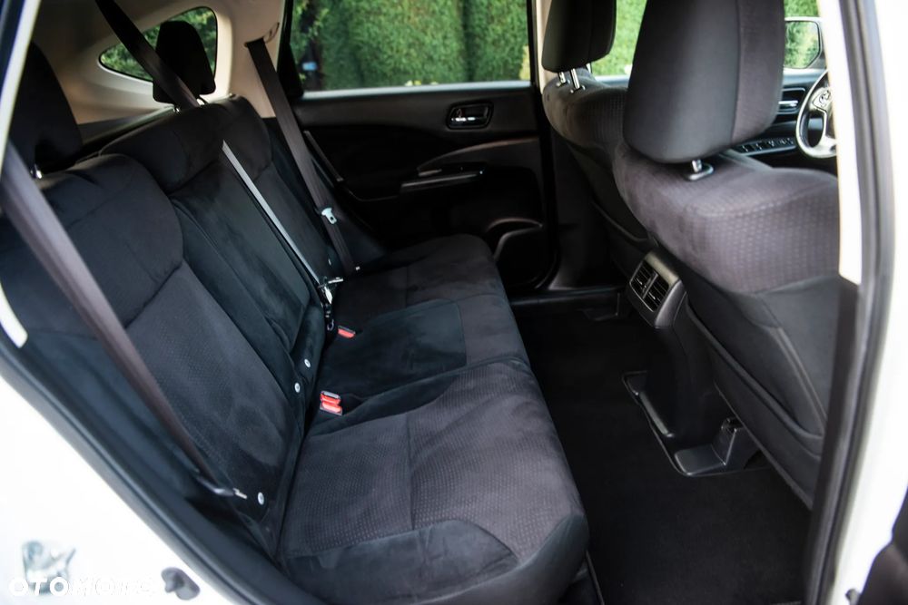 Honda CR-V 2.0i-VTEC 4WD Automatik Executive - 36