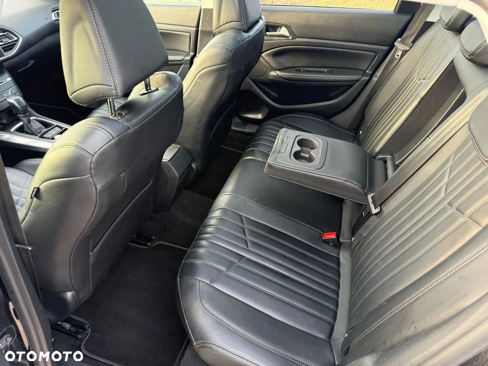 Peugeot 308 e-HDi FAP 115 Stop&Start EGS6 Allure - 16