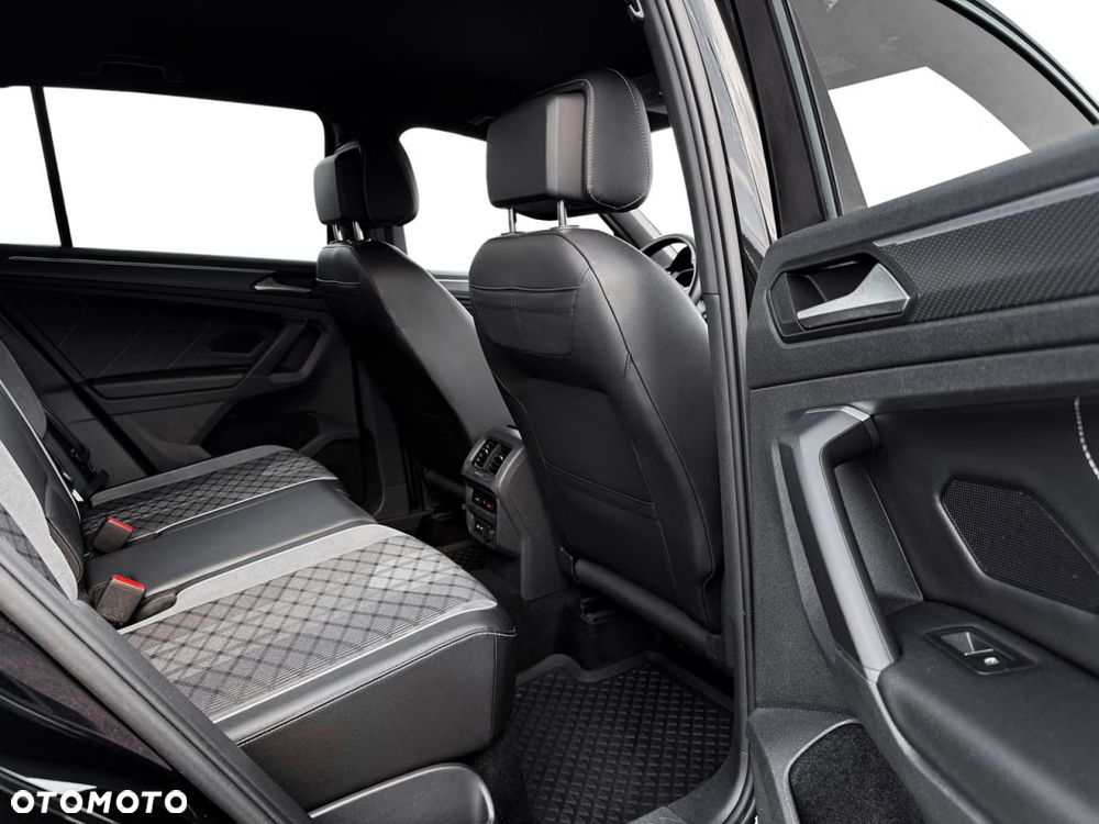 Volkswagen Tiguan 1.4 eHybrid OPF DSG R-Line - 12