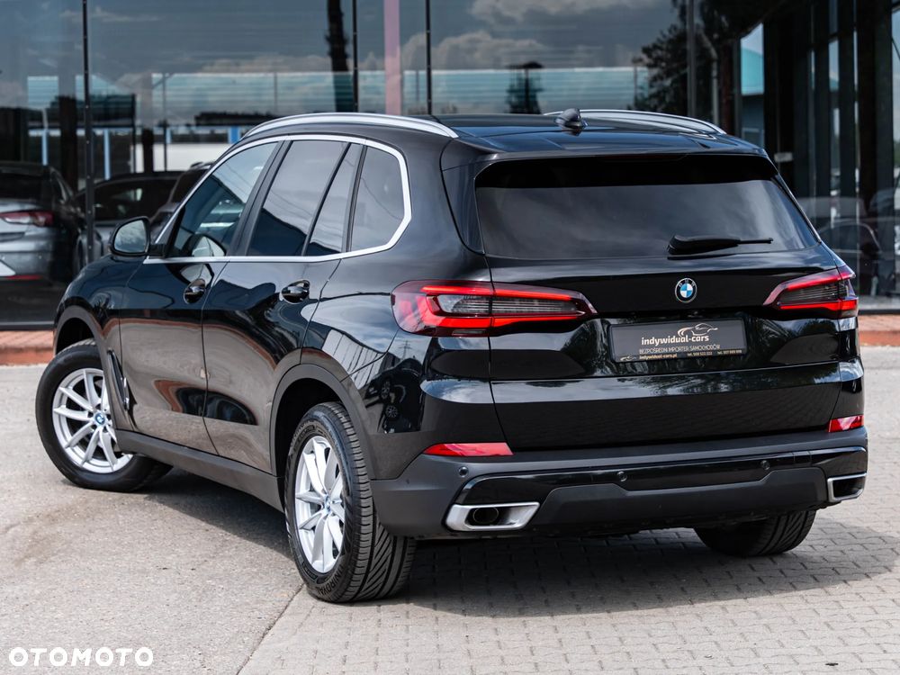 BMW X5 xDrive25d Sport-Aut - 4