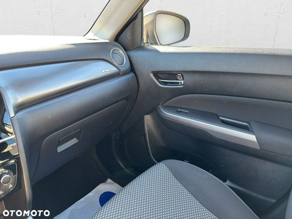 Suzuki Vitara - 15