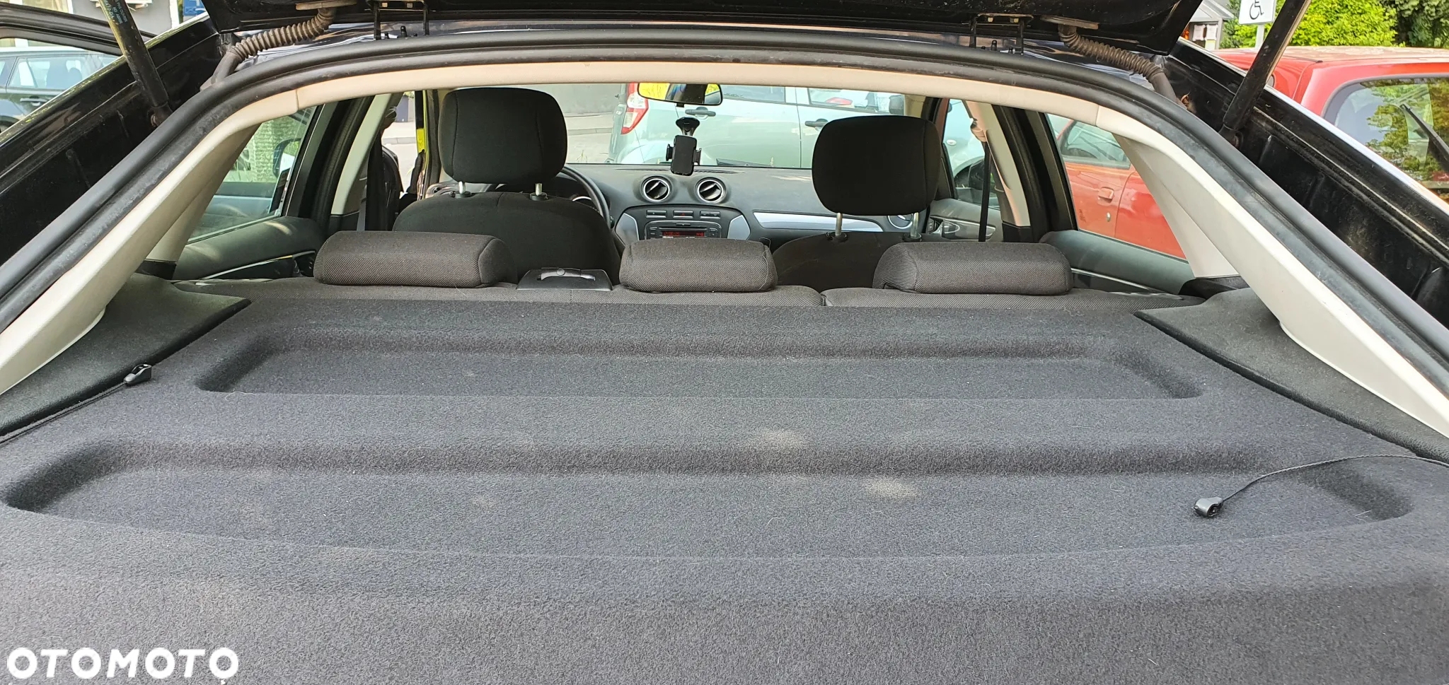 Ford Mondeo 2.0 Silver X - 13