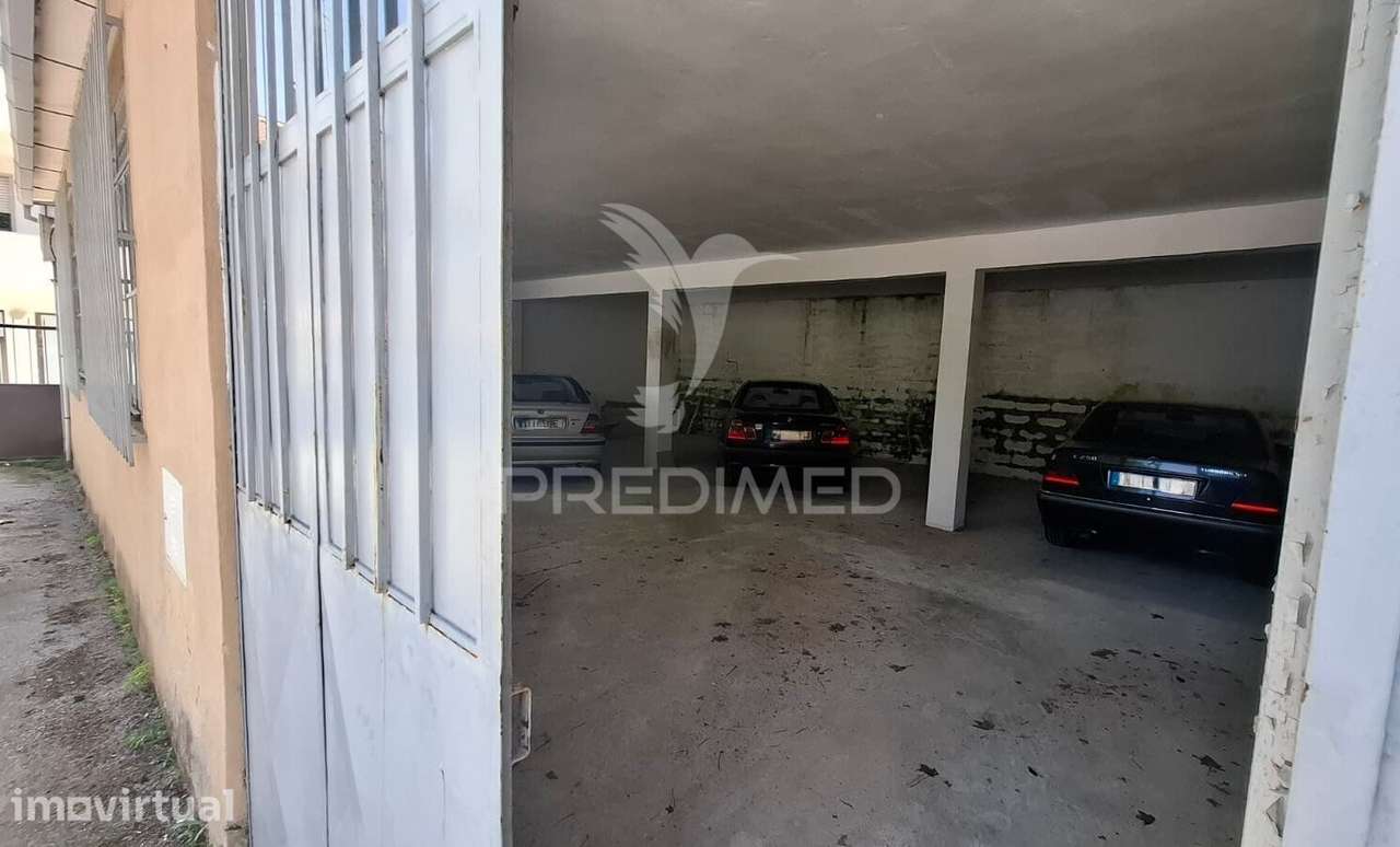 Armazém, estacionamento coberto na Guarda. - Grande imagem: 4/11