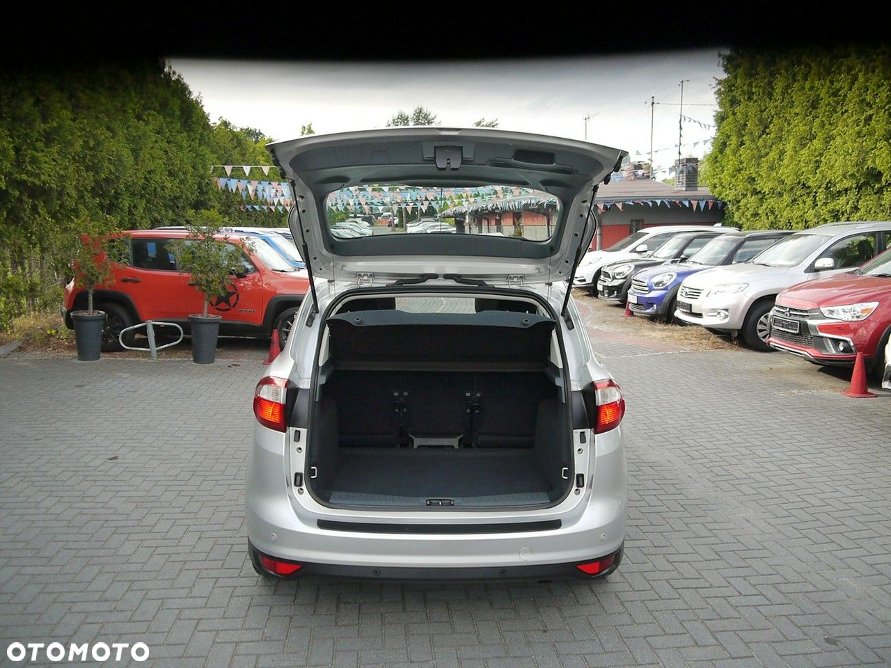 Ford C-MAX - 13