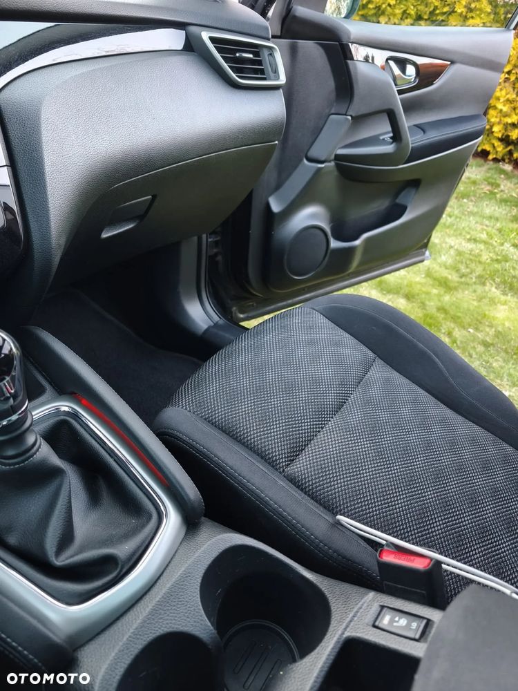 Nissan Qashqai 1.6 DCi N-Connecta EU6 - 33