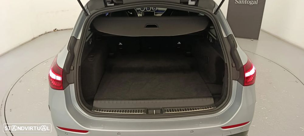 Mercedes-Benz C 63 AMG S E Performance 4Matic - 34