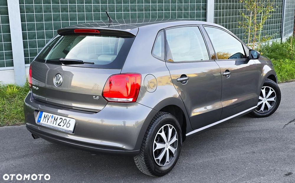 Volkswagen Polo 1.4 Team - 12