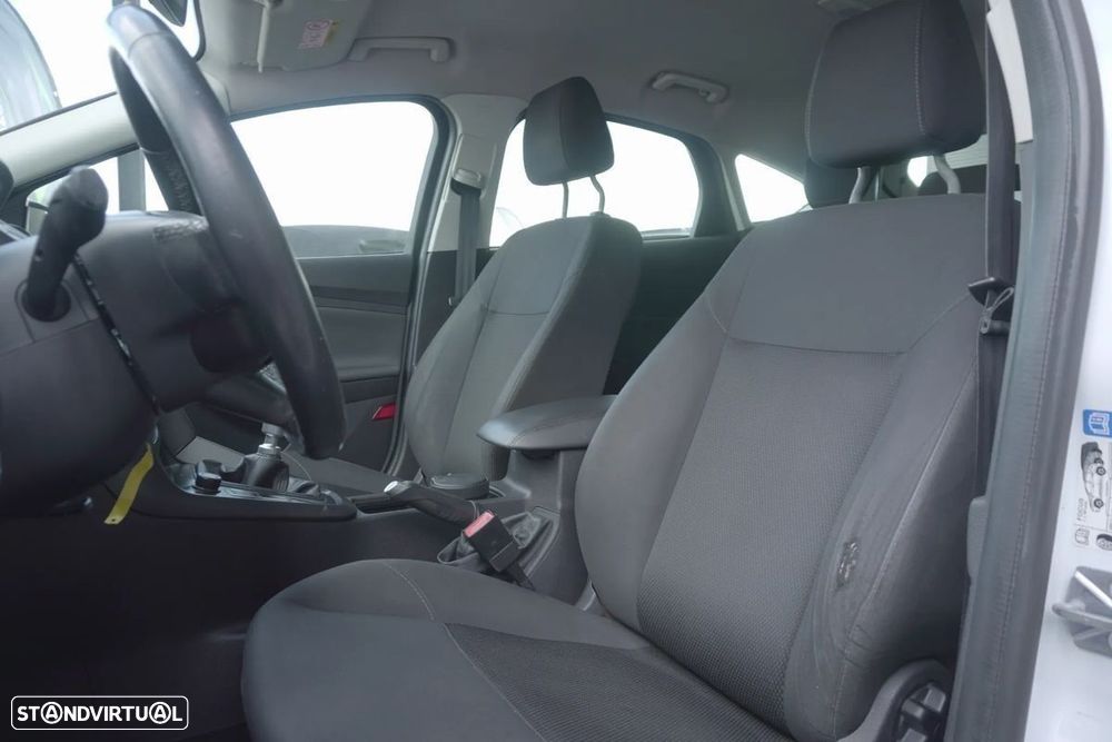 Ford Focus 1.5 TDCi Titanium - 24