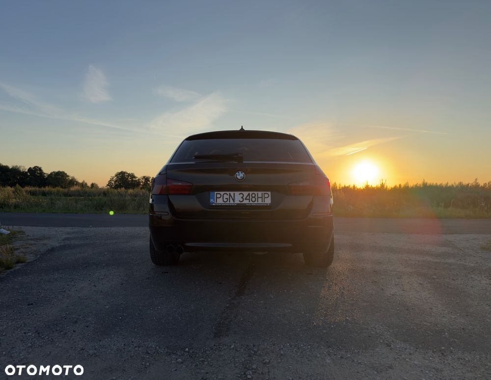 BMW Seria 5 - 10