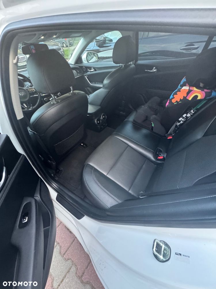 Kia Stinger 2.0 T-GDI L - 26