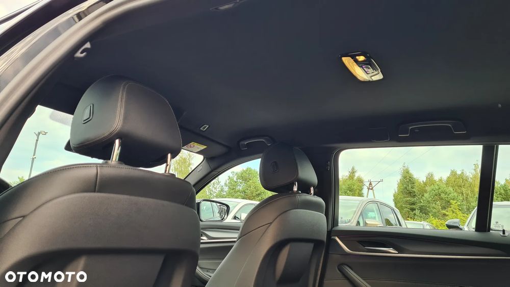 BMW Seria 5 520d mHEV M Sport sport - 9