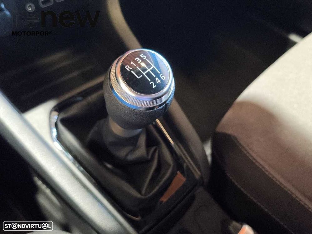 Renault Clio 1.0 TCe Evolution Bi-Fuel - 25