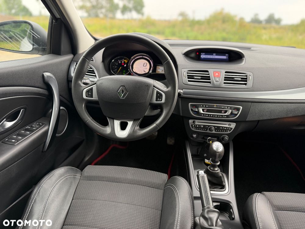 Renault Megane TCe 130 Luxe - 26