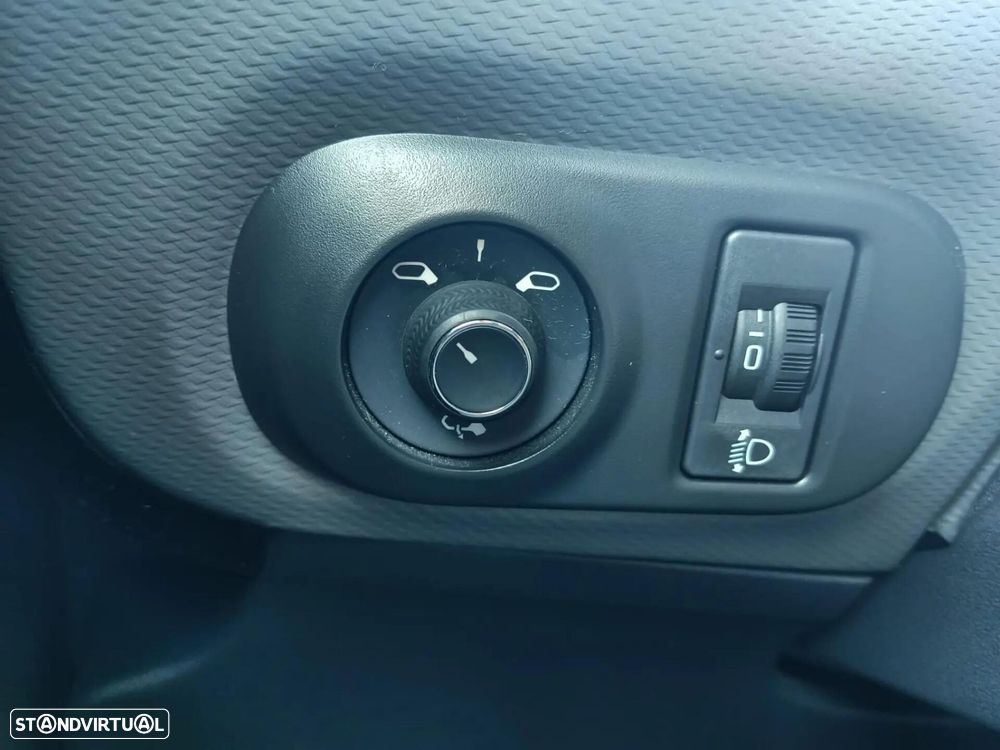 Citroën C4 Cactus 1.2 PureTech Shine - 23