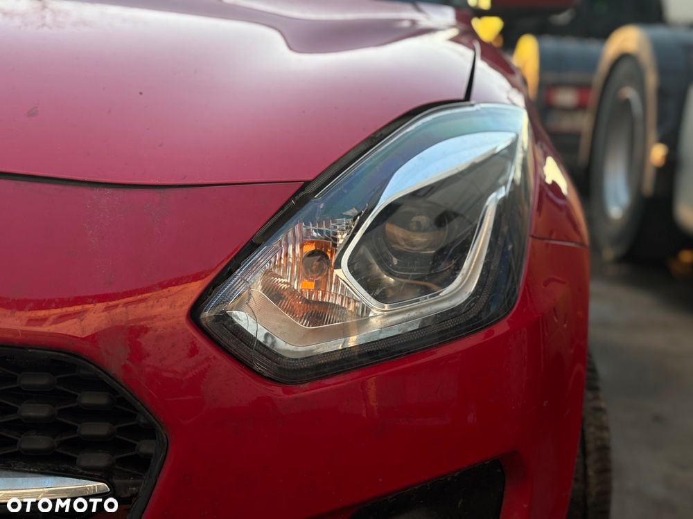 Suzuki Swift 1.2 SHVS Premium Plus - 12