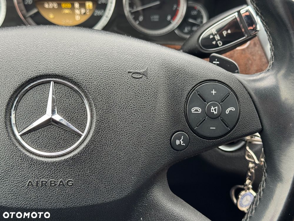 Mercedes-Benz Klasa E 250 CGI BlueEffICIENCY Elegance - 27