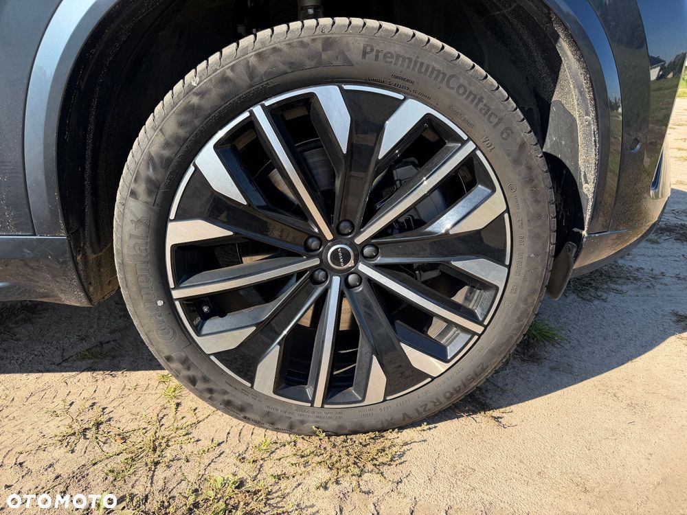 Volvo XC 90 - 22