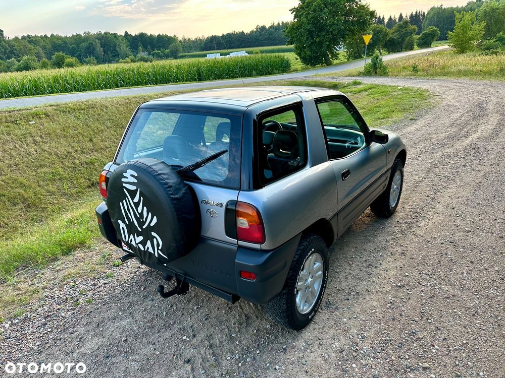 Toyota RAV4 2.0 Special - 13