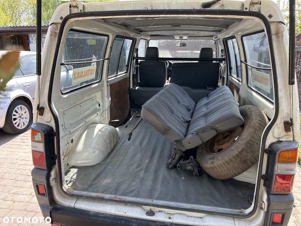 Mitsubishi L300 - 7