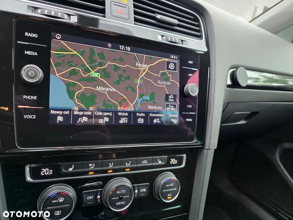 Volkswagen Golf 2.0 TDI Sound - 9