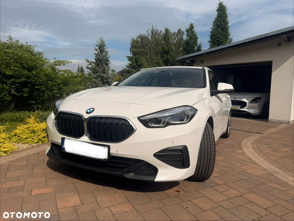 BMW Seria 2 218i - 3