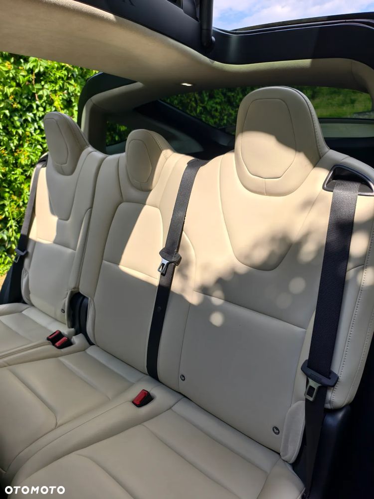 Tesla Model X Long Range Plus - 25