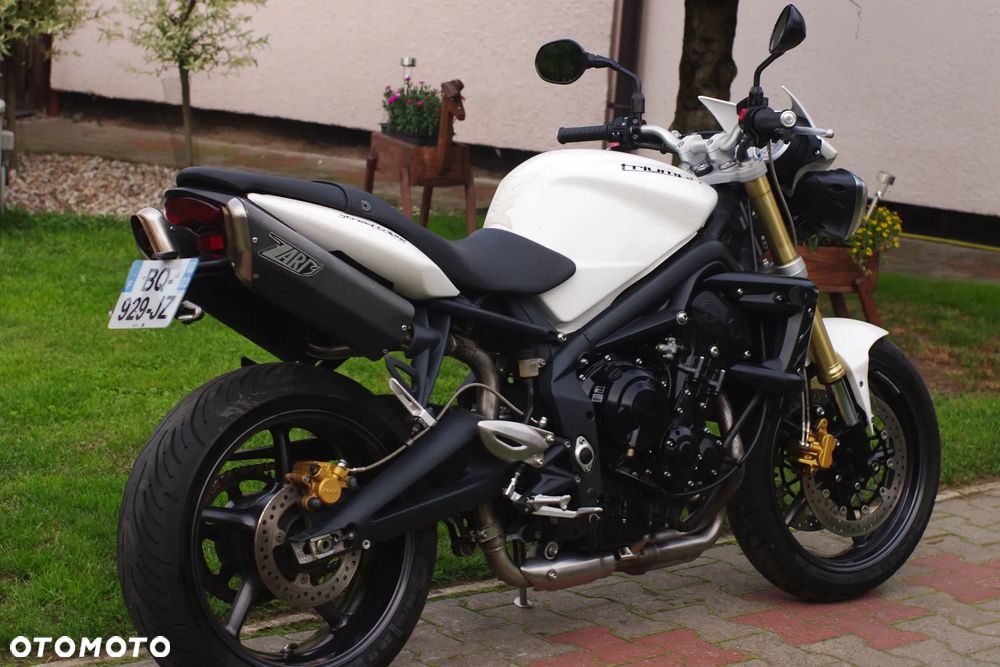 Triumph Street Triple - 3