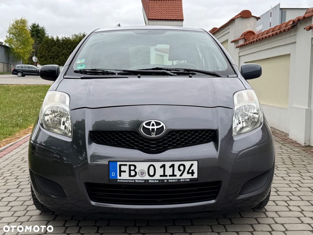 Toyota Yaris - 31