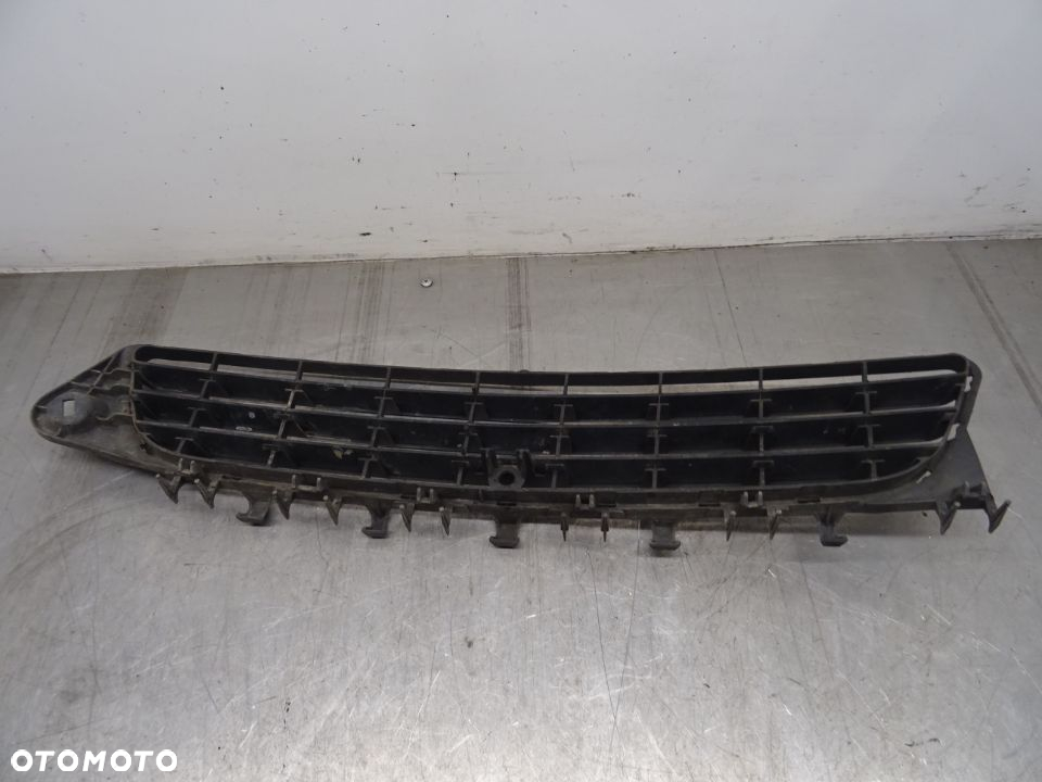 OPEL VECTRA C SIGNUM 02-05 KRATKA ZDERZAKA ŚRODKOWA - 2