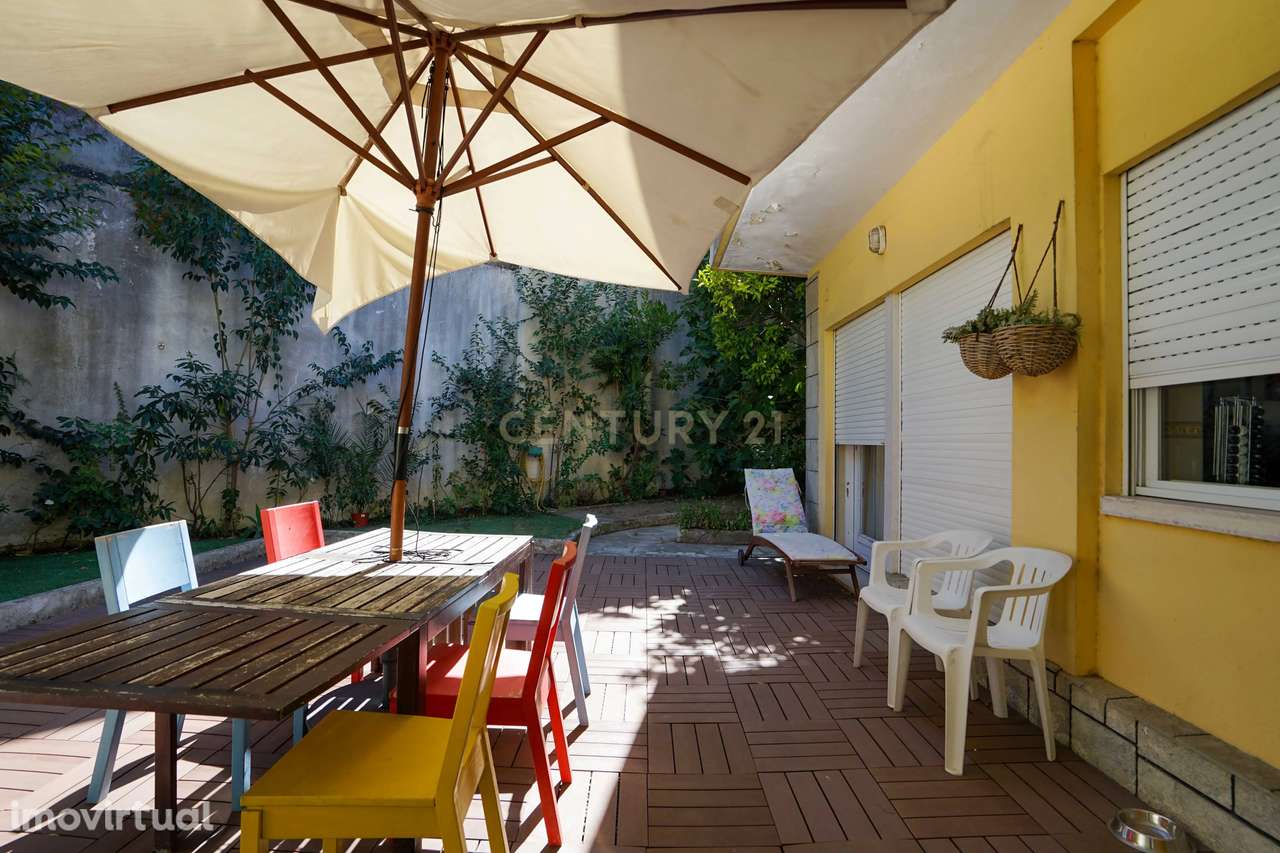 Moradia T6+2 nos Olivais, com Garagem e Jardim - Grande imagem: 5/35