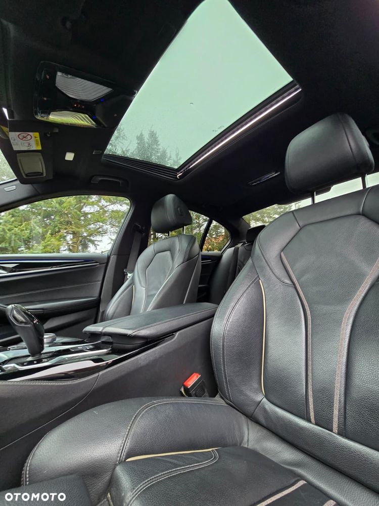 BMW Seria 5 530e iPerformance M Sport sport - 18