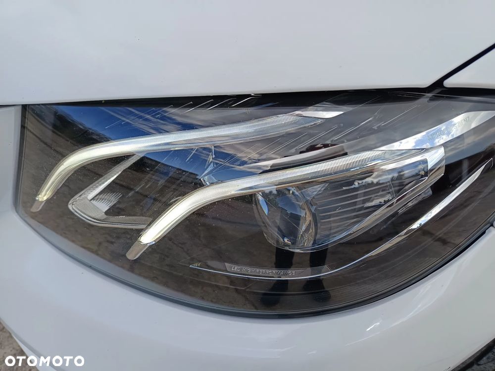 Mercedes-Benz Klasa E 220 d 9G-TRONIC - 11