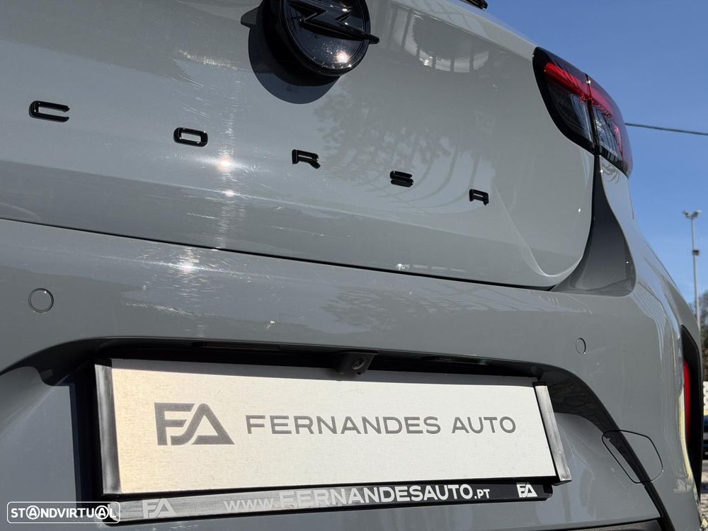 Opel Corsa 1.2 T GS - 11
