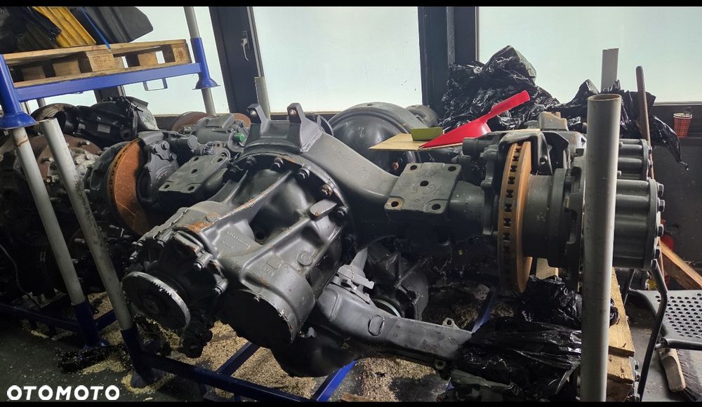 Most tylny Dyfer Mercedes Actros MP4 A9483500603 - 1