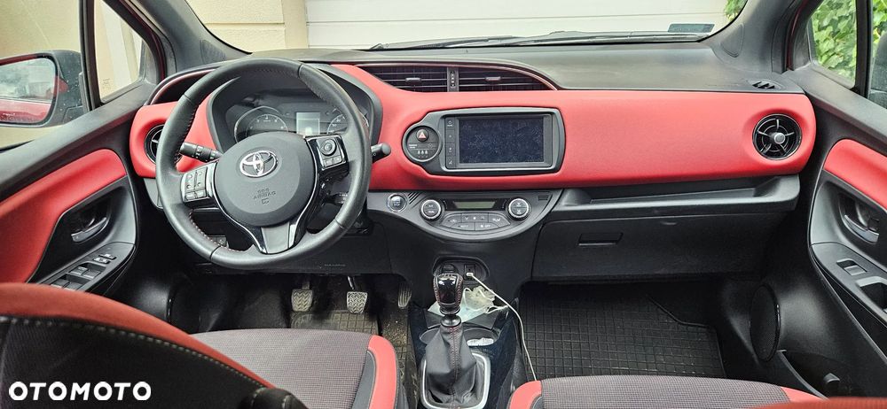 Toyota Yaris 1.5 Selection - 8