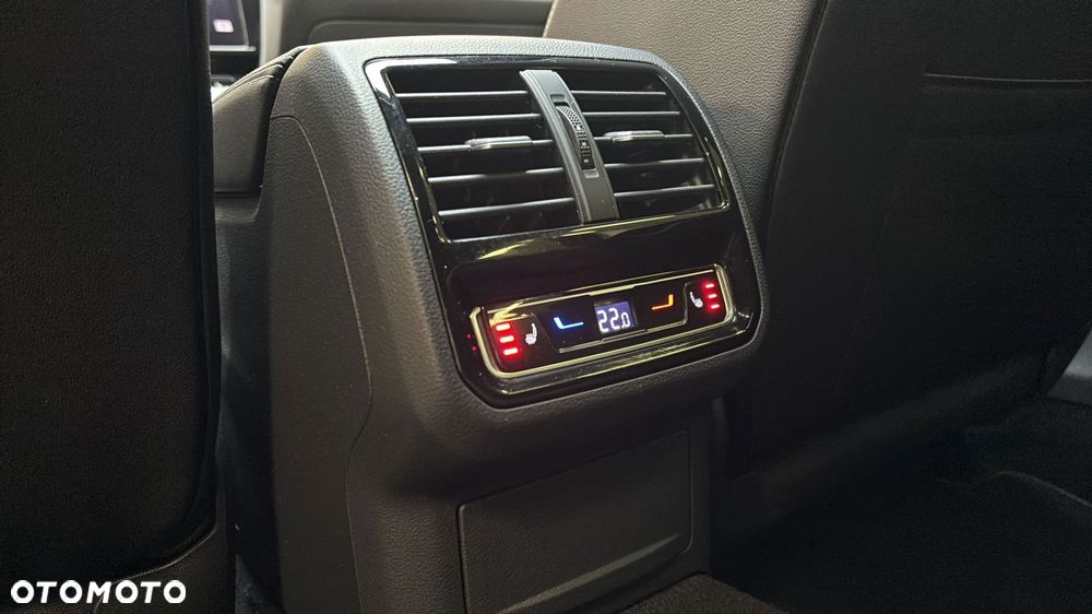 Volkswagen Arteon 2.0 TSI R-Line DSG - 25