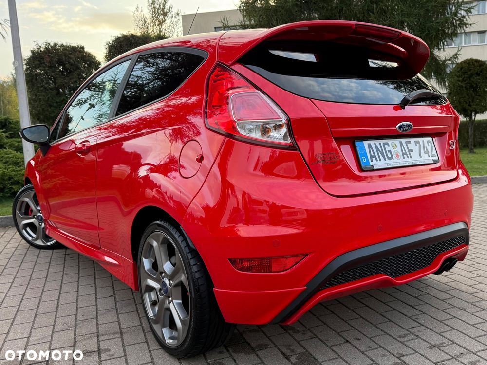 Ford Fiesta ST - 21