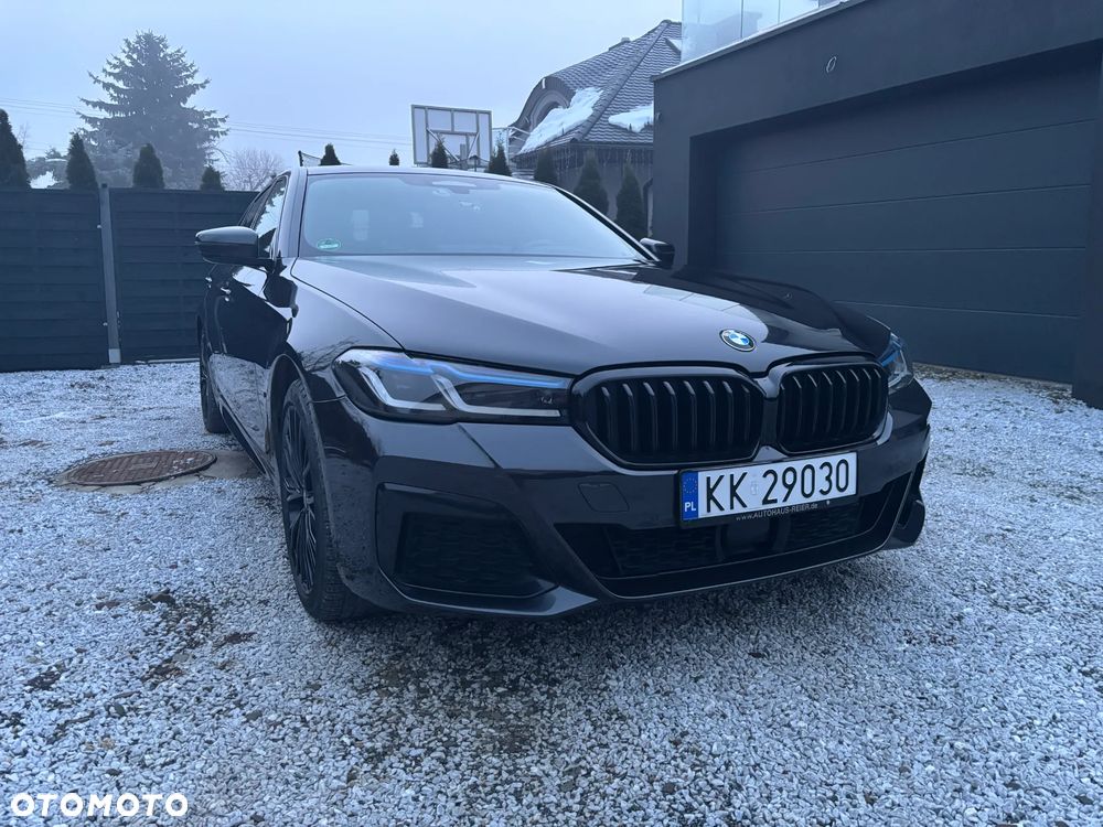 BMW Seria 5 545e xDrive M Sport Edition - 9
