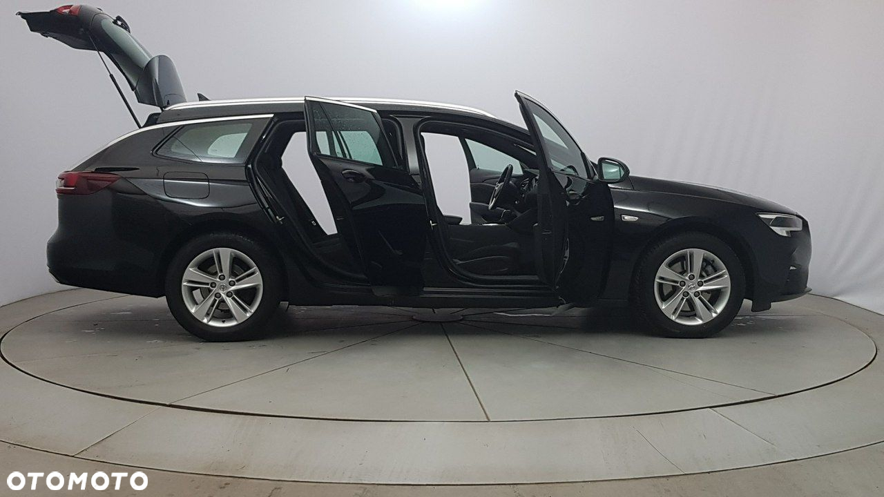 Opel Insignia - 12