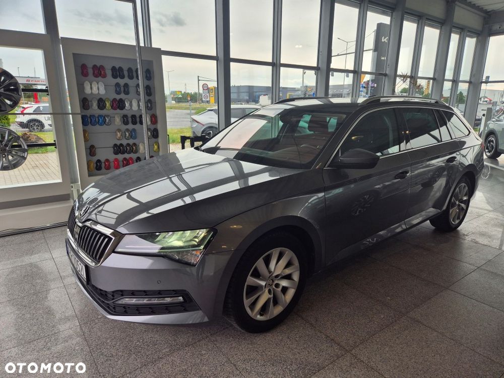 Skoda Superb 2.0 TDI SCR Ambition DSG - 11
