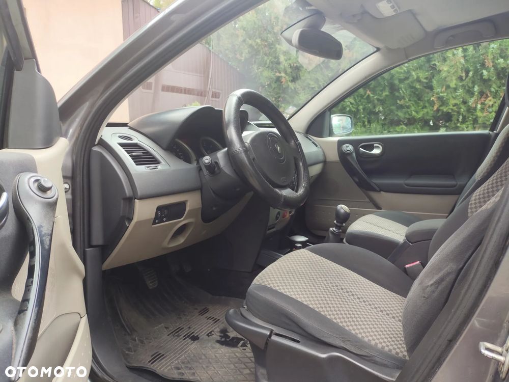 Renault Megane 1.9 dCi Luxe Dynamique - 6