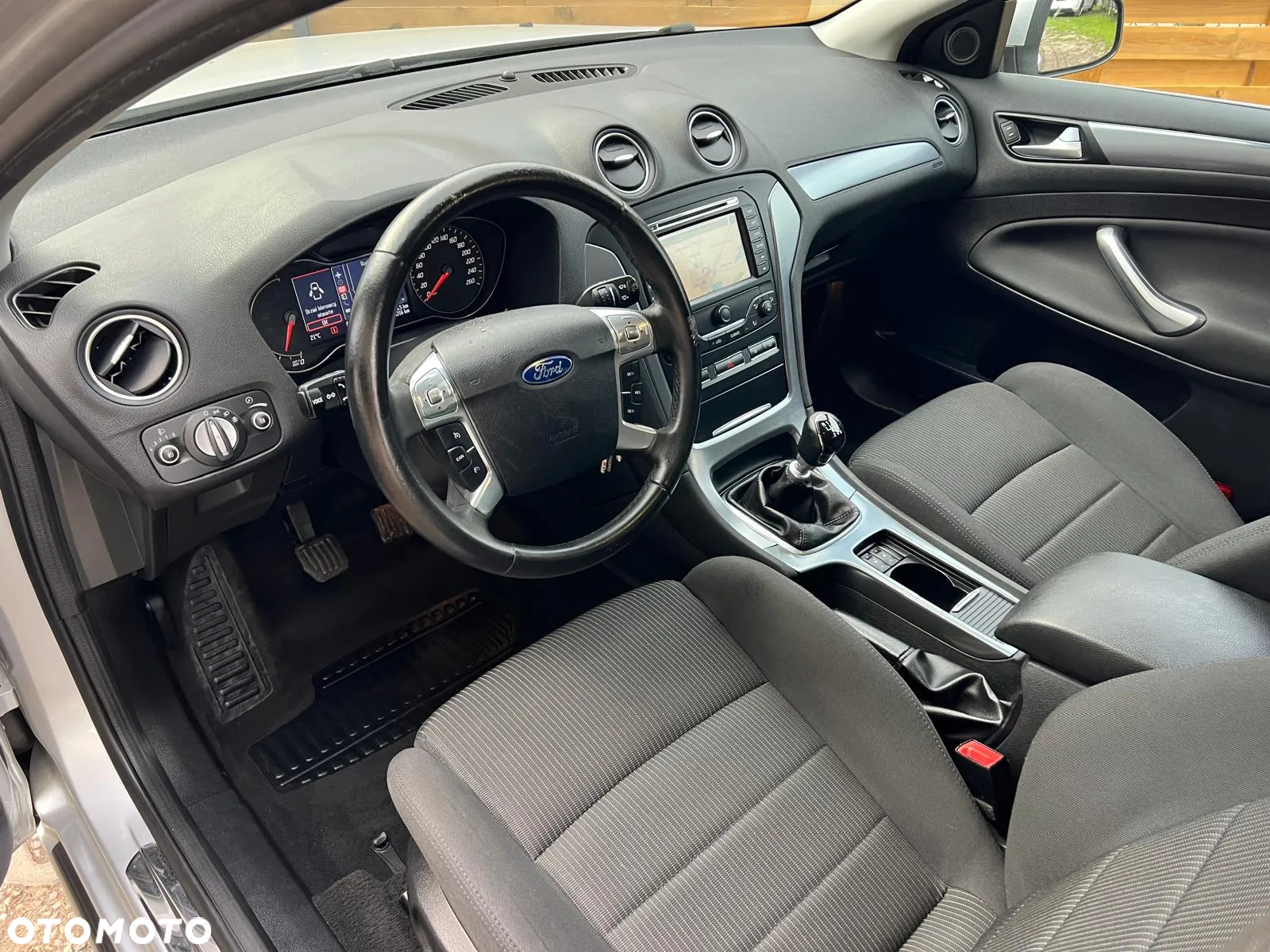 Ford Mondeo 2.0 TDCi Titanium - 9