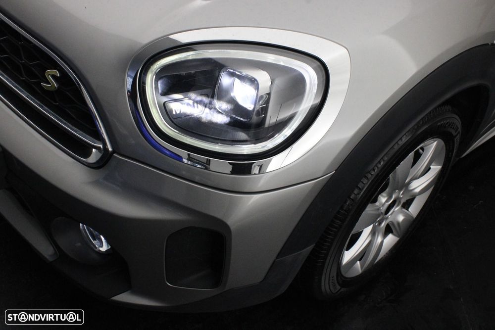 MINI Countryman Cooper SE ALL4 Auto - 38