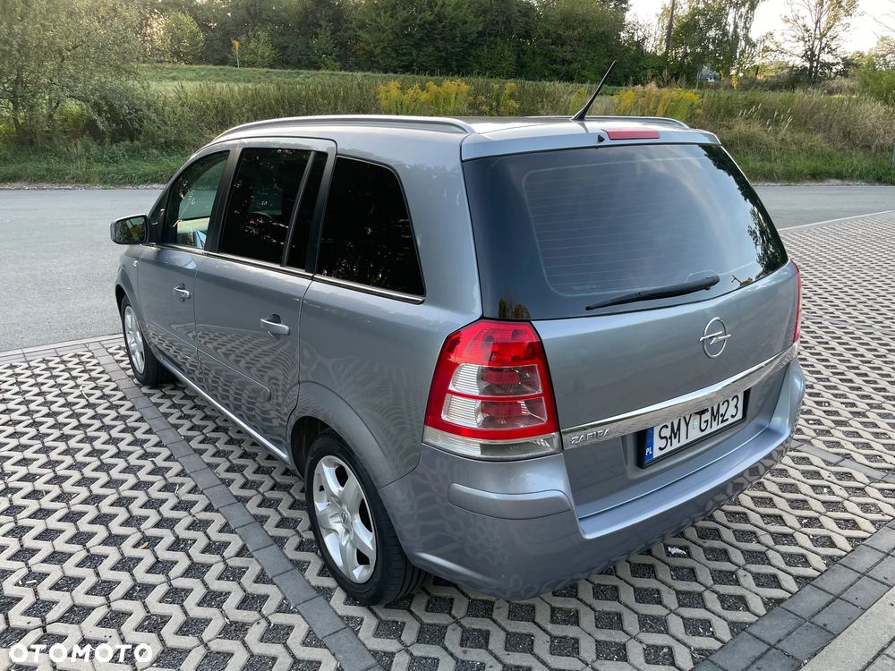 Opel Zafira 1.6 Enjoy - 17